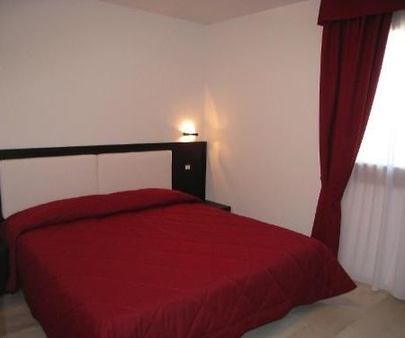 Sillia Appartamenti Pinzolo Room photo